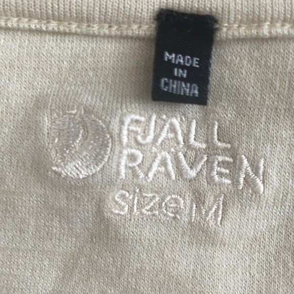 FJALLRAVEN pretty scoop neck wool base layer top - Picture 2 of 5